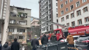 Şişli’de Dört Katlı Binada Yangın