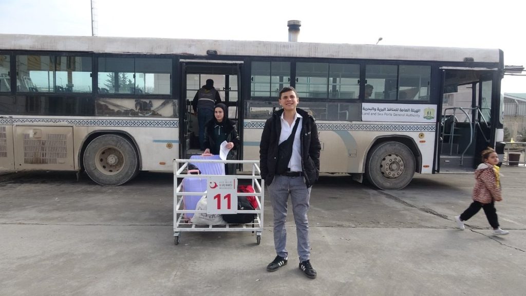 Suriyelilerin gönüllü geri dönüşü sürüyor