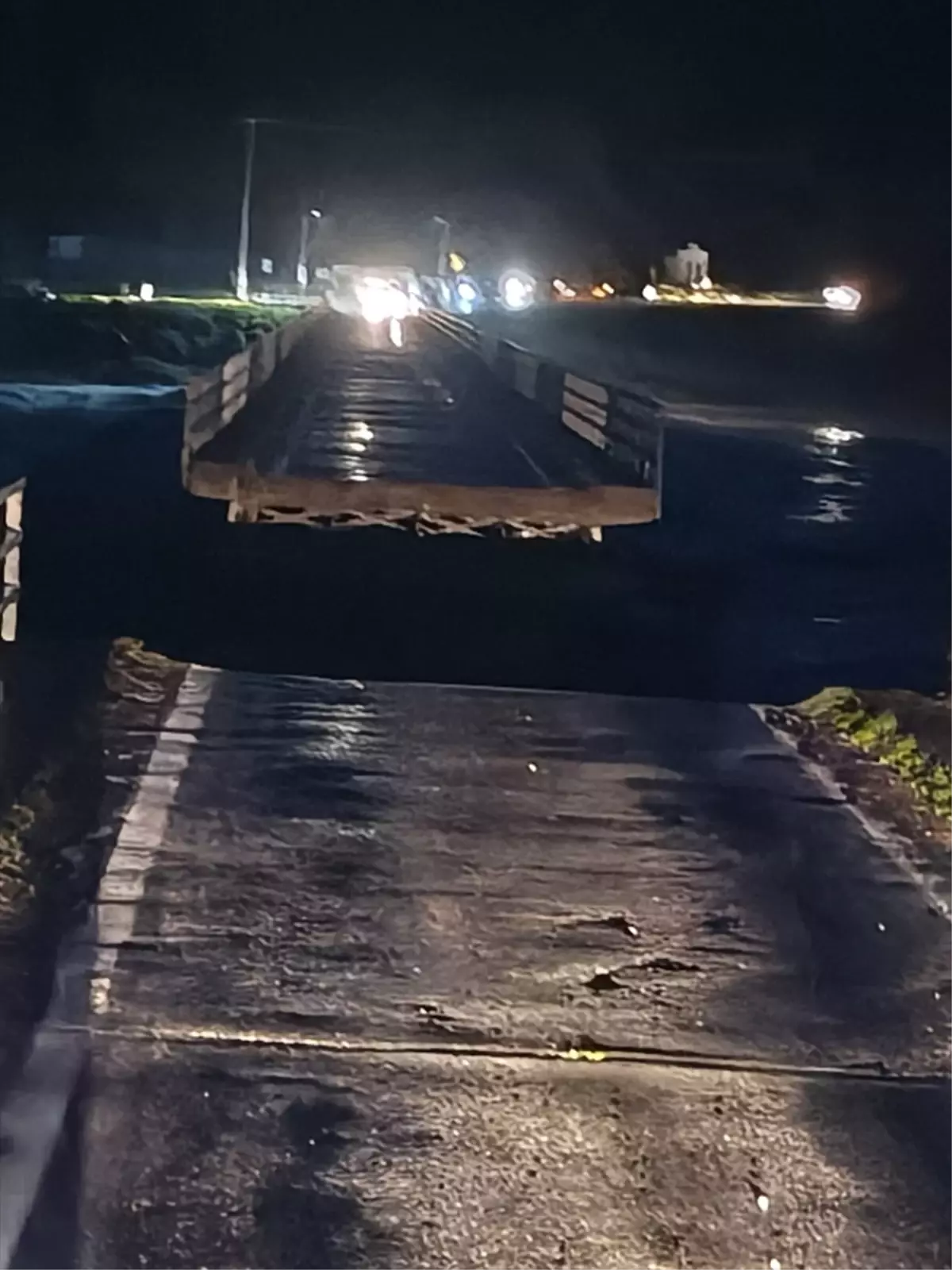 Susurluk’ta Köprü Çöktü