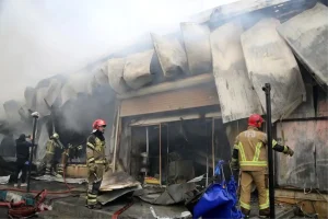 Tahran Çarşısında Büyük Yangın