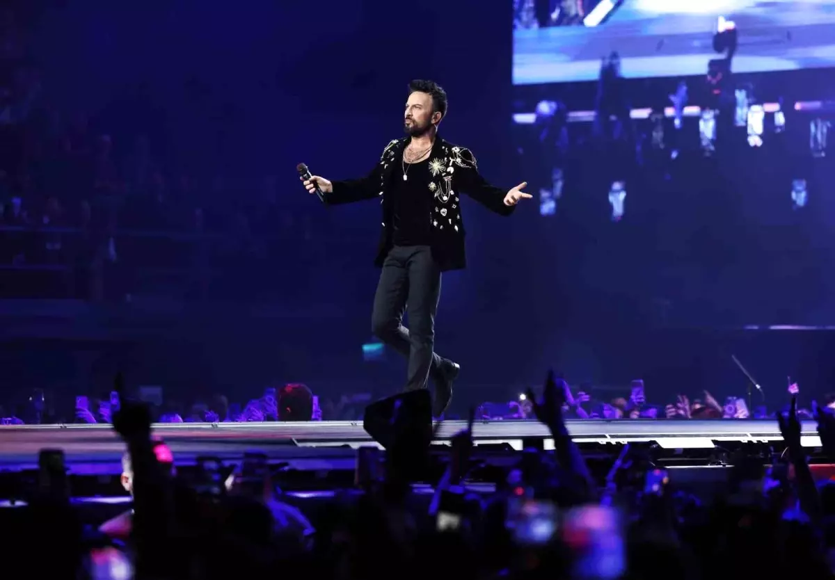 Tarkan’ın Konser Serisi Büyüledi