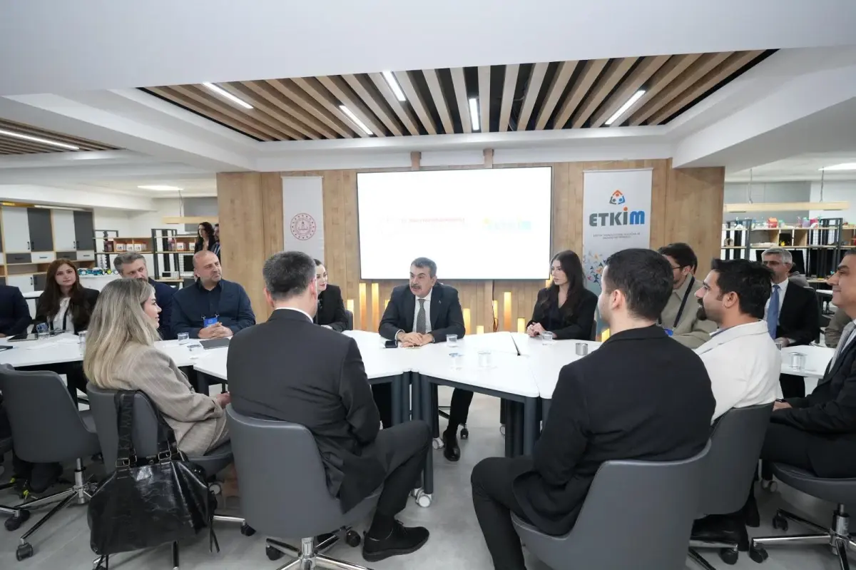 Tekin, Eğitim Teknolojileri Ekosistem Buluşması’na Katıldı