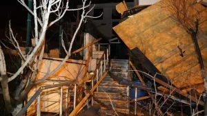 Tekirdağ’da Şiddetli Rüzgar Çatıları Uçurdu