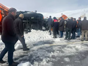 Tendürek Geçidi’nde Kaza: 2 Ölü