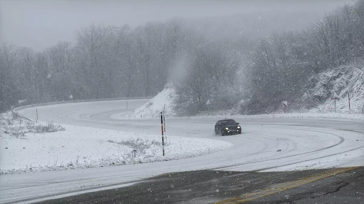 Trakya’da Kar Yağışı ve Buzlanma Kazalara Neden Oldu