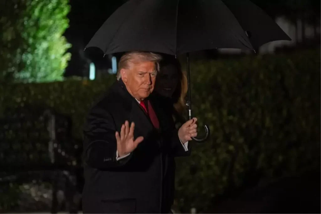 Trump Grönland’ı Eyalet Yapmak İstiyor