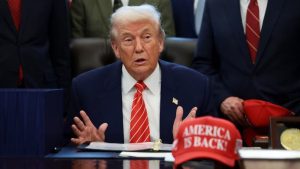 Trump: Şu anda İran’la müzakere ediyoruz