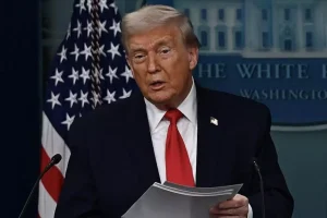 Trump’tan Fed’e Faiz Eleştirisi