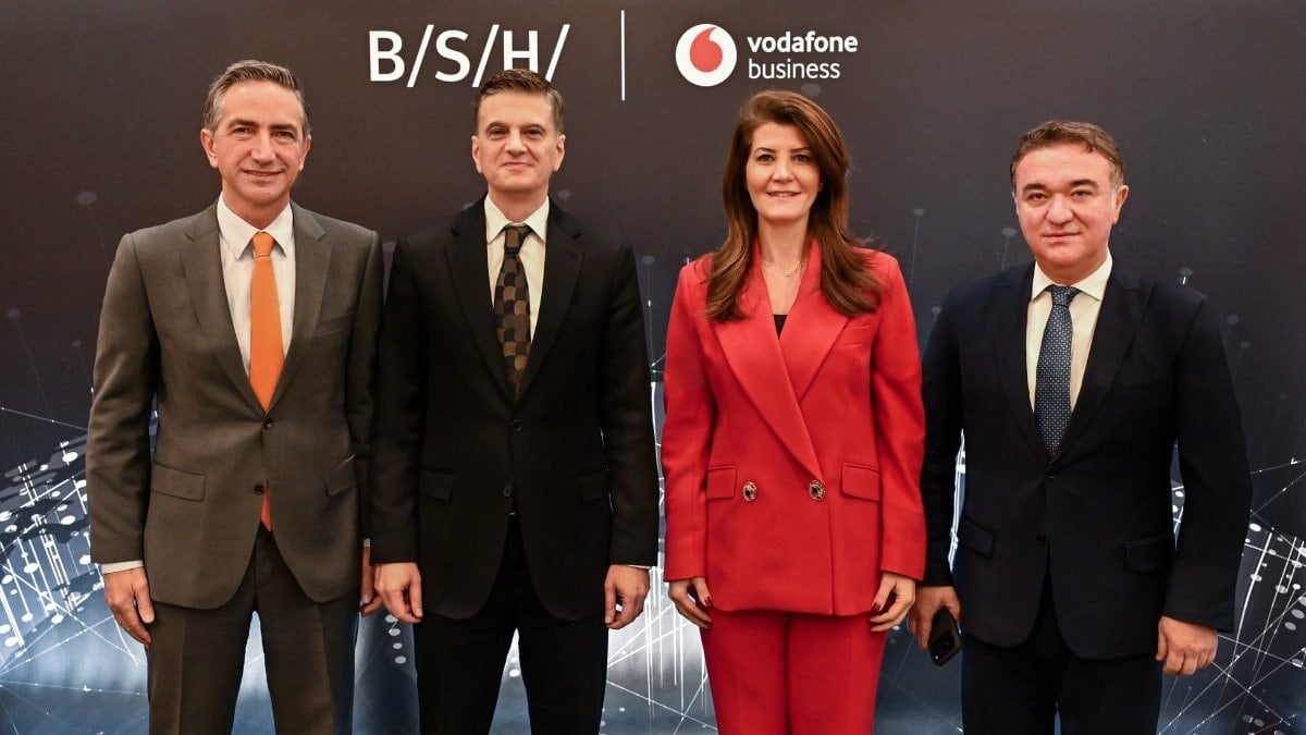 Türkiye’de 5G destekli ilk akıllı fabrika