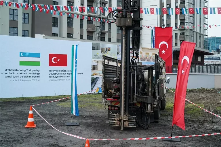 Türkiye’deki Özbekistan Devlet Okulu’nun yapımına yönelik “Taş Koyuş” merasimi düzenlendi
