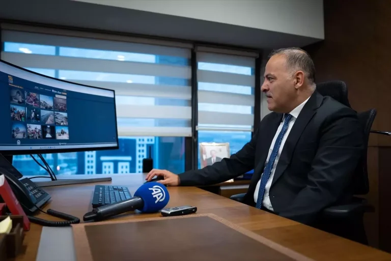 Ulaştırma ve Altyapı Bakan Yardımcısı Sayan, AA’nın “Yılın Kareleri” oylamasına katıldı