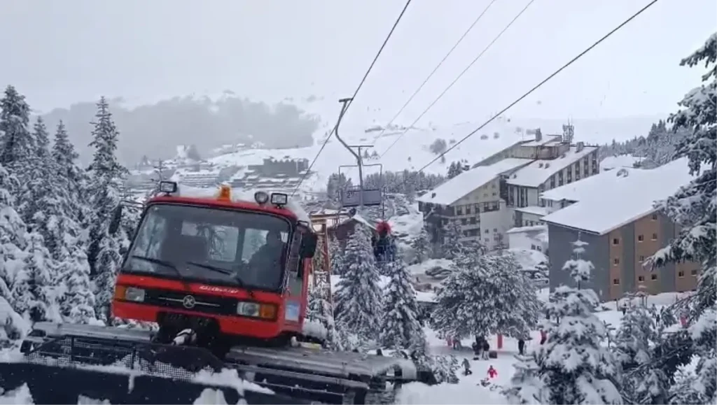 Uludağ’da Telesiyejde Mahsur Kalan 51 Kişi Kurtarıldı