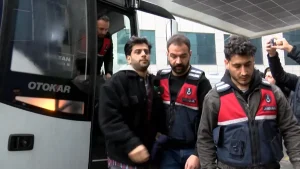 Uyuşturucu soruşturmasında gözaltına alınan Reynmen: Bu kadar yakından çekmeye gerek yok