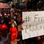 Venezuela’da Maduro afişleri: Sizleri geri istiyoruz