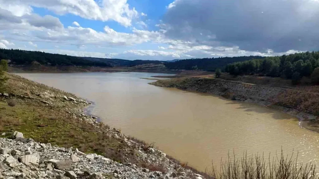 Yağışlar Barajları Doldurdu, Çiftçiler Sevindi