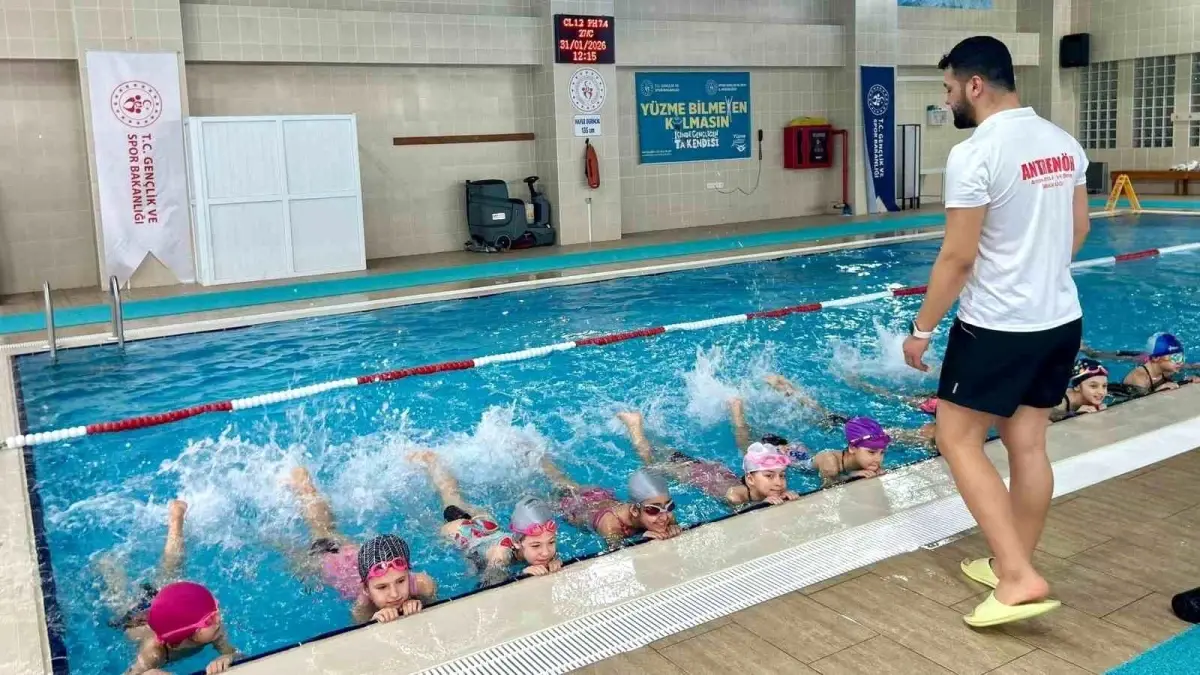 Yüzme Bilmeyen Kalmasın Projesi