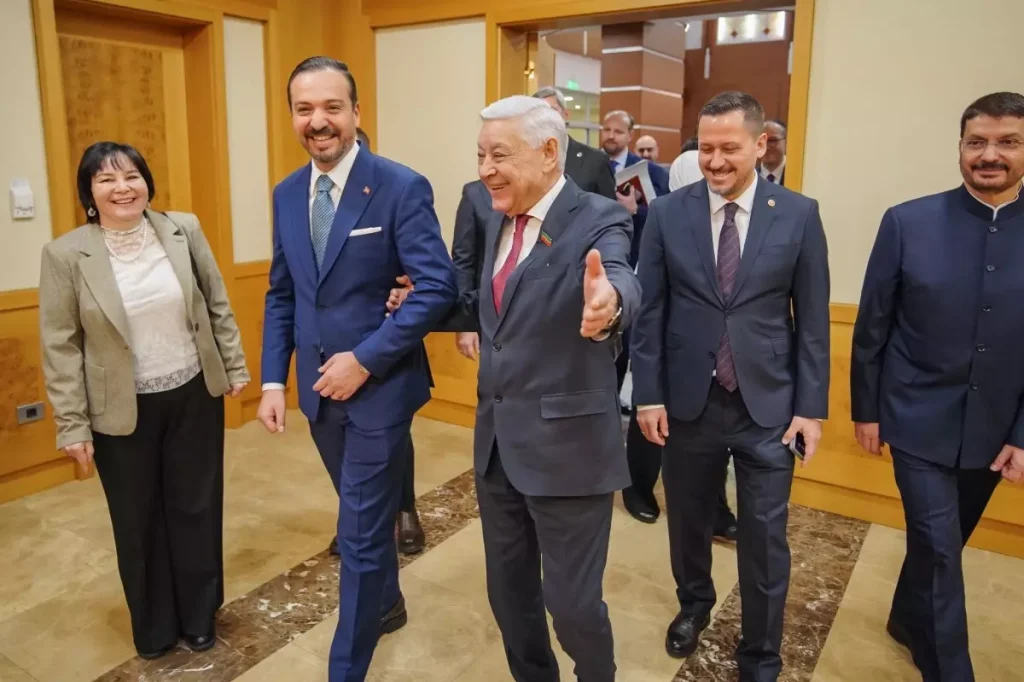 Zorlu Tataristan’da Mukhametshin ile Görüştü