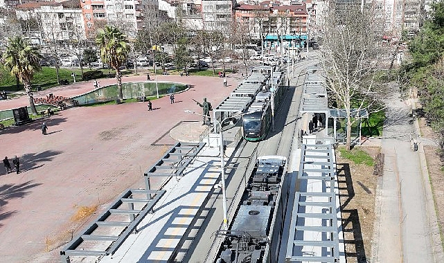 1 tramvay aracı aynı anda 600 yolcu taşıyacak
