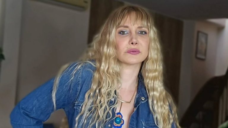 11 yıllık eşinden boşanmştı! Şarkıcı Gökçe’den itiraf geldi