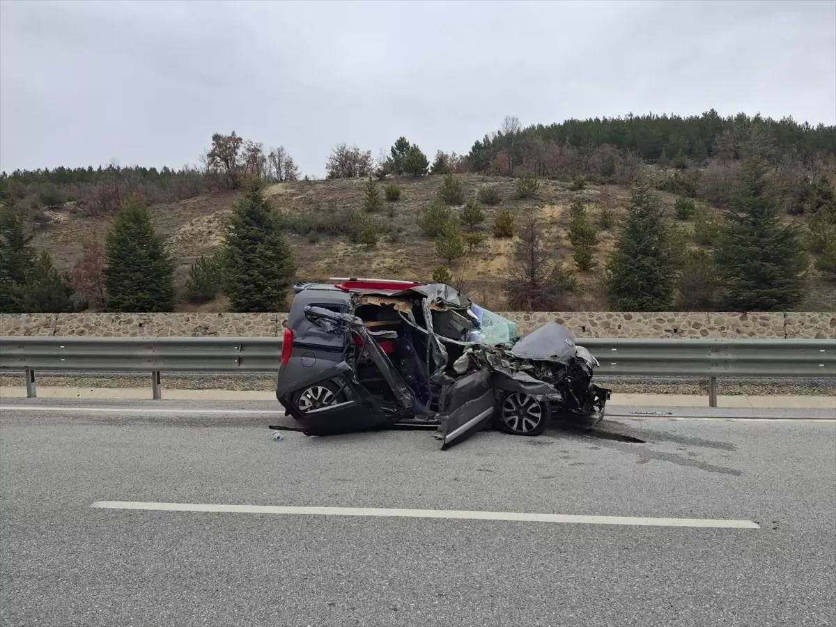 Afyonkarahisar’da Kaza: 5 Yaralı