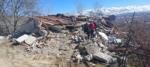 Ahsen Tapar: Depremde Hayata Tutunan Genç