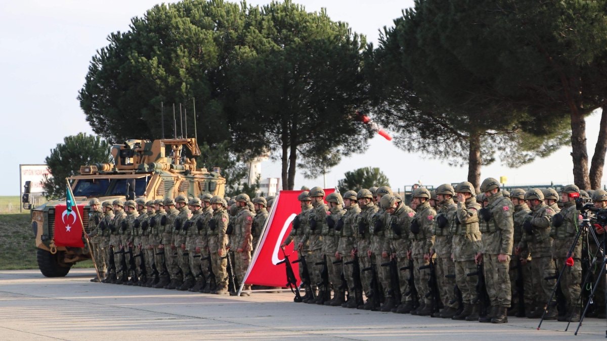 Almanya’daki NATO tatbikatına katılan Mehmetçikler Tekirdağ’da çoşkuyla karşılandı