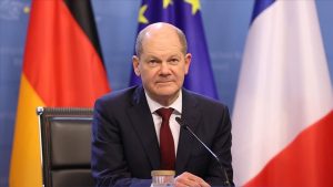 Almanya’nın eski Başbakanı Olaf Scholz’un adının Epstein belgelerinde geçtiği ortaya çıktı