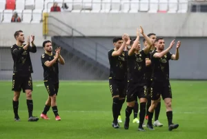 Altay, Bornova ile Kritik Maçta Karşılaşıyor