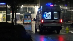 Apartmanda Zehirlenme Şüphesi: 11 Kişi Hastaneye Kaldırıldı