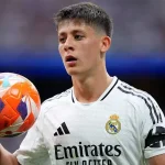 Arda Güler ve sevgilisi Duru Nayman Paris’te