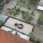 Aydın’da Öğrencilerden Bayrak Figürü