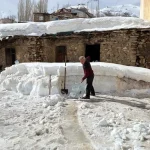 Bahçesaray’da Kar Temizleme Mücadelesi
