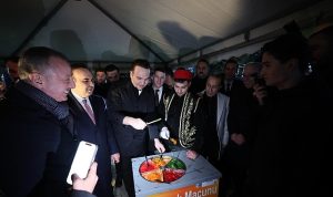 Bakan Kacır’dan Büyükşehir’e ziyaret