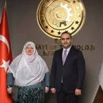 Bakan Kacır’dan Kadın Başkan’a Destek