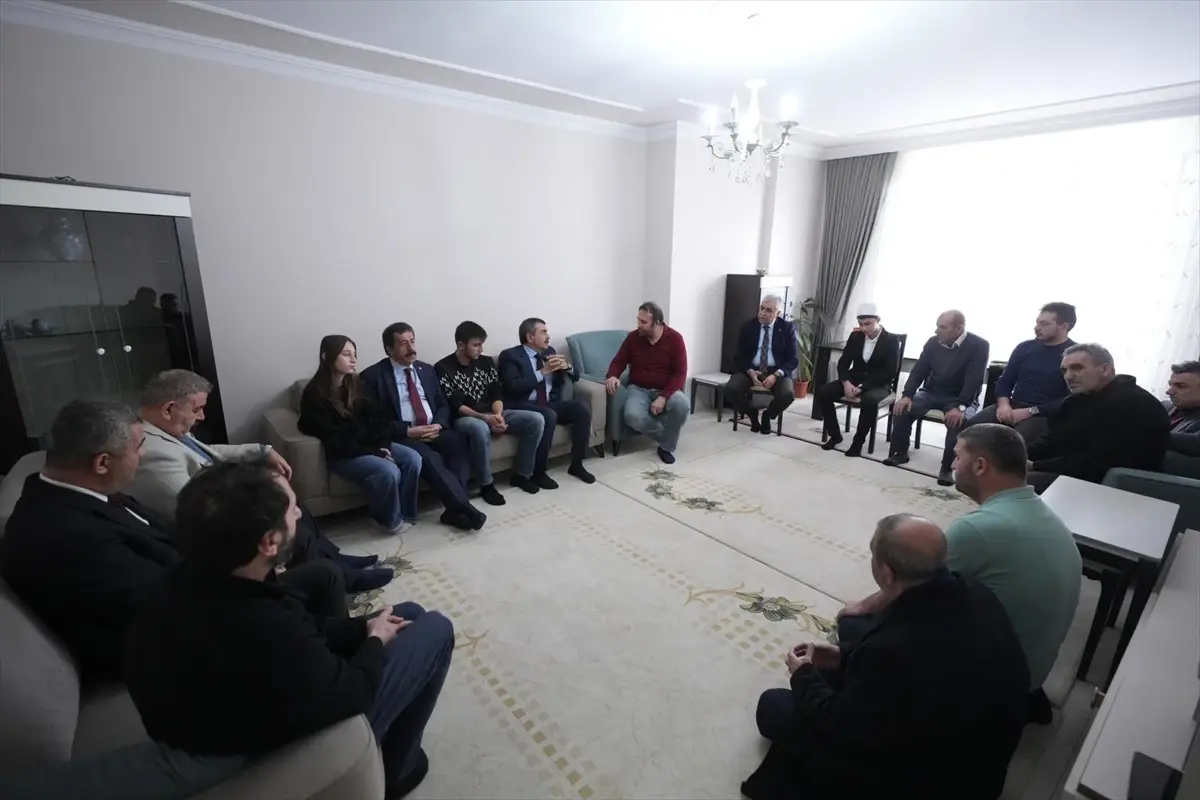 Bakan Tekin’den Taziye ve İnceleme