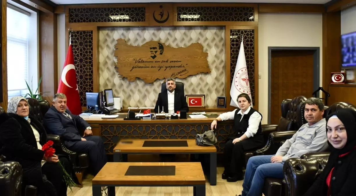 Başhekim Gömeç’ten Kanser Hastalarına Ziyaret