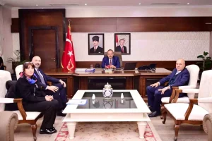 Başkan Arıkan tarihi yapılar için Vali Canbolat ile görüştü