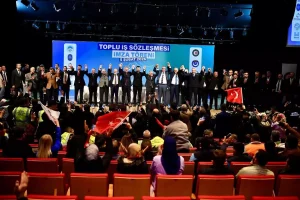 Başkan Büyükkılıç, Toplu İş Sözleşme Töreni’nde personelin sevincine ortak oldu