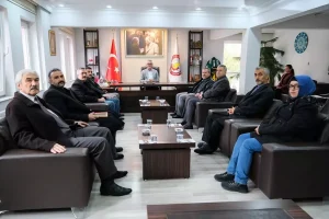 Başkan Ustaoğlu’ndan Siyasi Partilere Toplantı