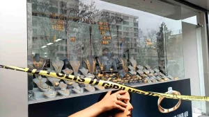 Batman’da Kuyumcu Soygunu: 1 Kilo Altın Çalındı