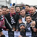 Beşiktaş Başkanı Adalı Depremzedeleri Ziyaret Etti