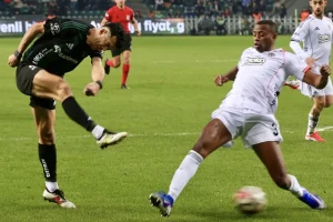 Beşiktaş, Kocaeli’den son anlarda 1 puanla döndü