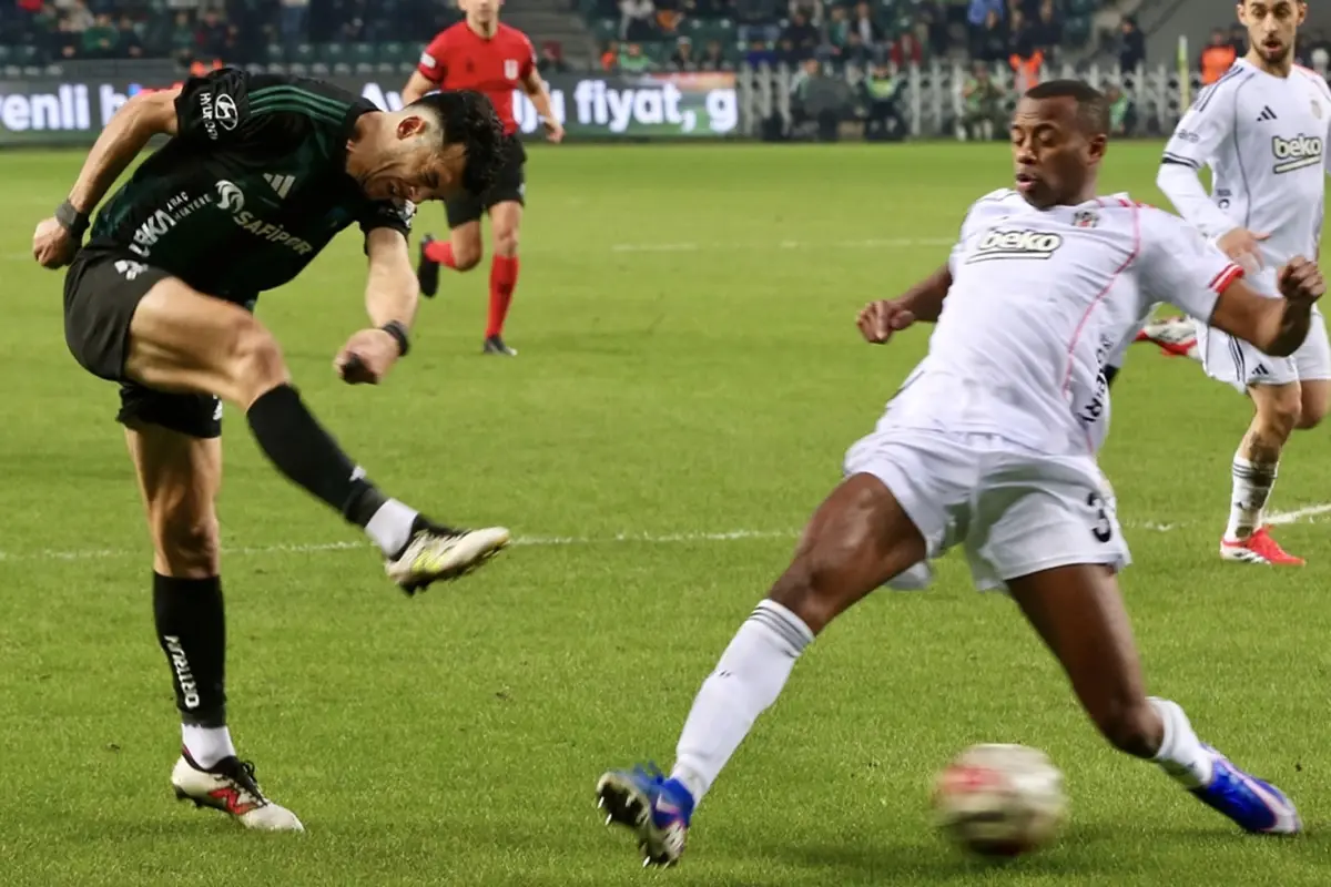 Beşiktaş, Kocaeli’den son anlarda 1 puanla döndü