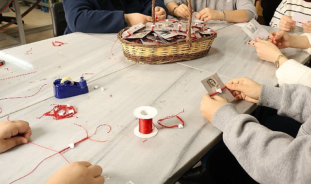 Beyaz Kalpler’den 8 Mart’a özel anlamlı hediye