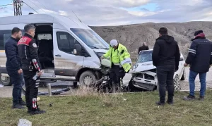 Beypazarı’nda Trafik Kazası: 4 Yaralı