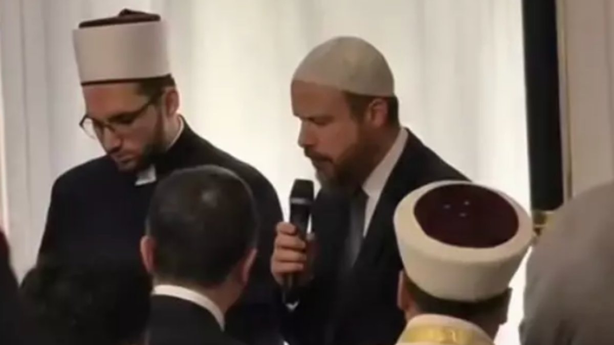 Bilal Erdoğan, Üsküp Camii’nde teravih namazı kıldırdı