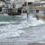 Bodrum’da Fırtına Feribot Seferlerini İptal Etti