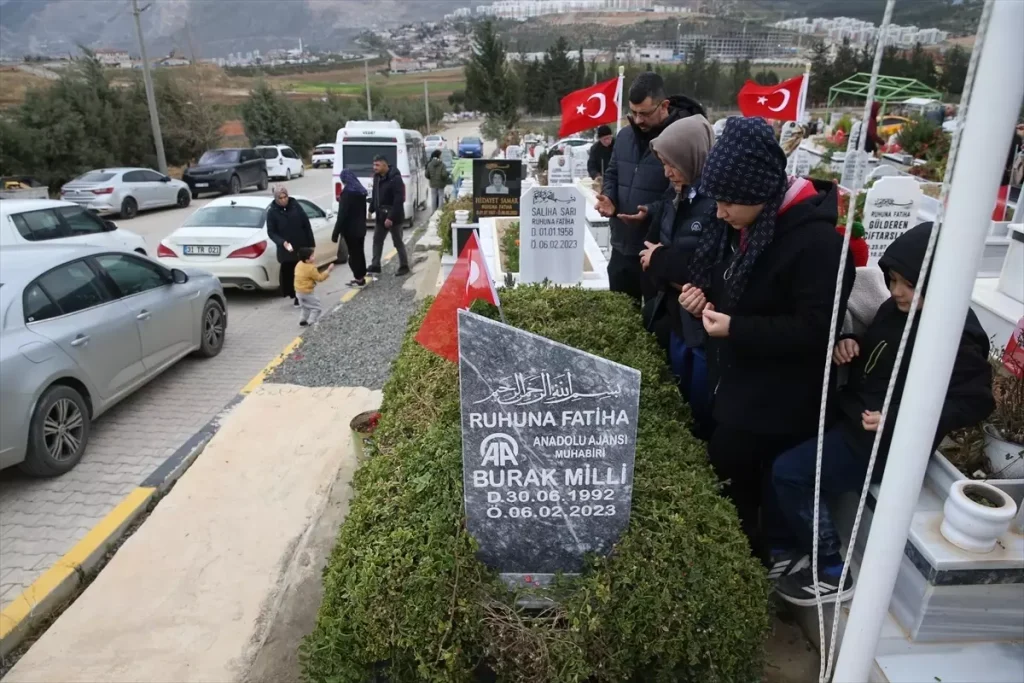 Burak Milli Mezarı Başında Anıldı
