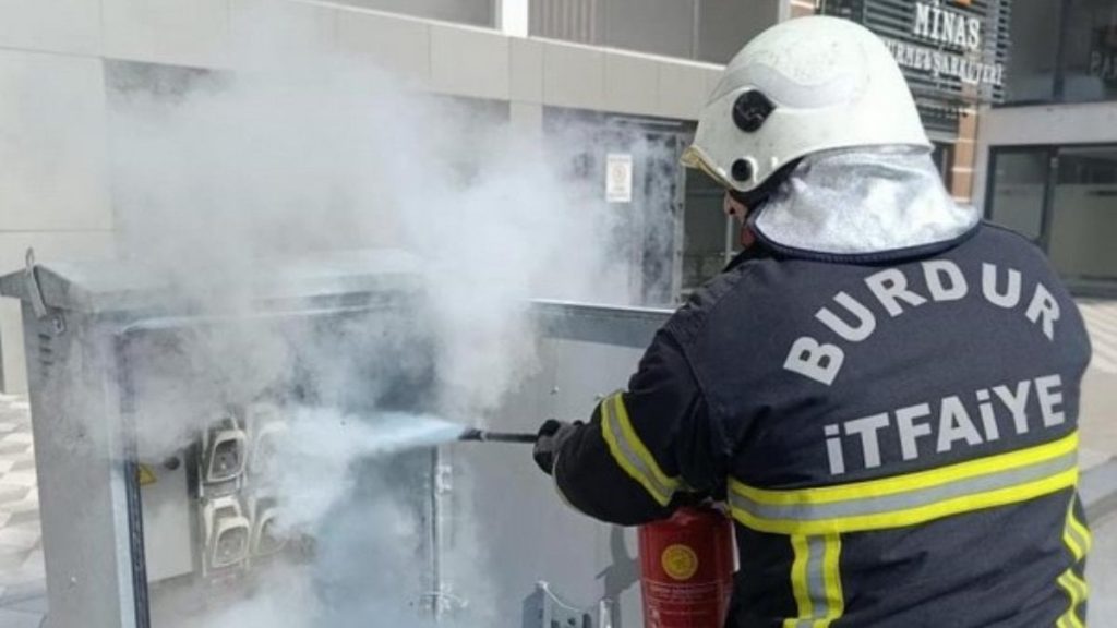 Burdur’da trafo yangını