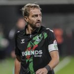 Caner Erkin yine kırmızı kart gördü…